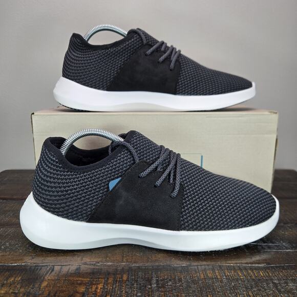 Vessi Everyday Classic Mens Size 10 Waterproof Shoes Sneakers Midnight Black